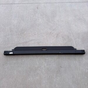 Genuine BMW X7 G07 Privacy Cargo Cover OEM 2019-2021 51477490440 Used